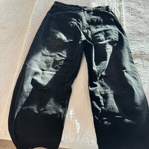 Black Barrel Jeans